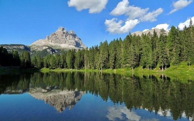 安托羅湖 Lago d'Antorno